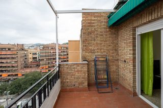 Alquiler Piso  Calle martínez de la rosa. Estupendo piso de cinco dormitorios y dos baños, junto plaza ein
