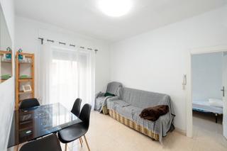 Location Appartement à Calle paloma 4. Barrio pajaritos-caleta  3 dormitorios curso escolar