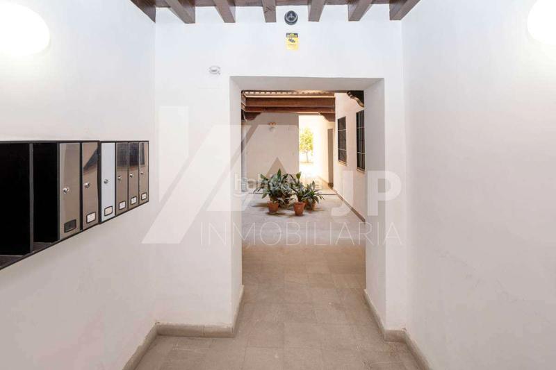 Foto 62884cf6-a866-4ef0-87c5-b388a0b6c002. Alquiler apartamento precioso apartamento en alquiler junto a plaza de derecho. en Granada