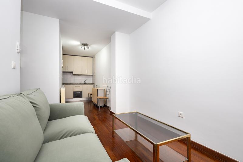 Foto a12af945-5d52-49d5-9c76-6e997e51b5fa. Alquiler apartamento precioso apartamento en alquiler junto a plaza de derecho. en Granada