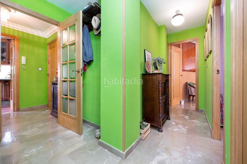 Foto 8f89cf7d-d372-4f7e-b5e7-a743f419384e. Pis a avenida de la constitución 2a a Pajaritos Granada