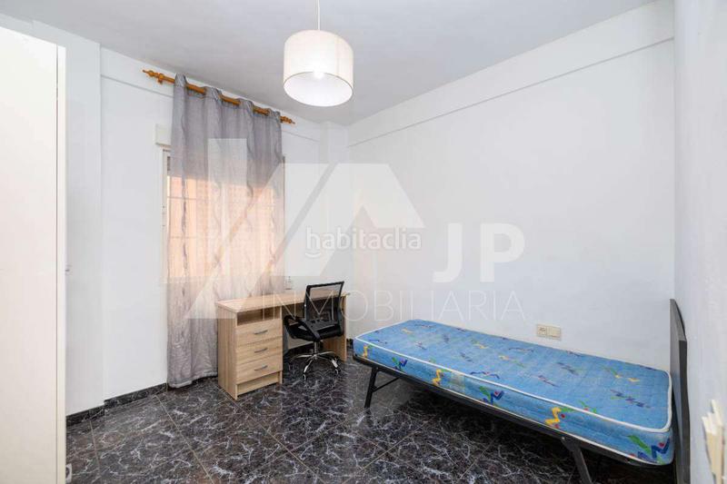 Foto af3e0c69-1b45-4b0b-ac55-20bcae2180c7. Rent flat in Camino de Ronda Granada