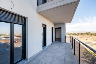 Affitto Appartamento in Calle pampaneira 13. Piso a estrenar con 3 dormitorios, 2 baños. garajes, trastero. c