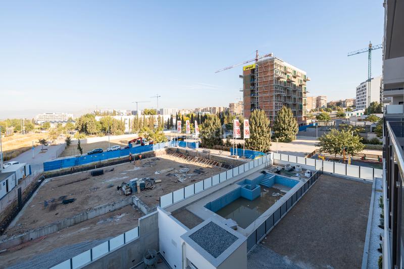 Foto 20eb42c7-b5a0-47c8-85aa-579e18623002. Location appartement dans calle pampaneira 22 dans Rosaleda - Juventud Granada