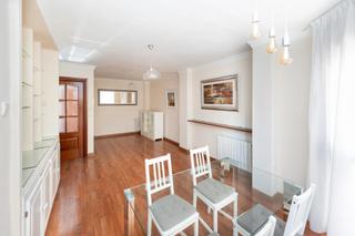 Flat in Calle las flores 10