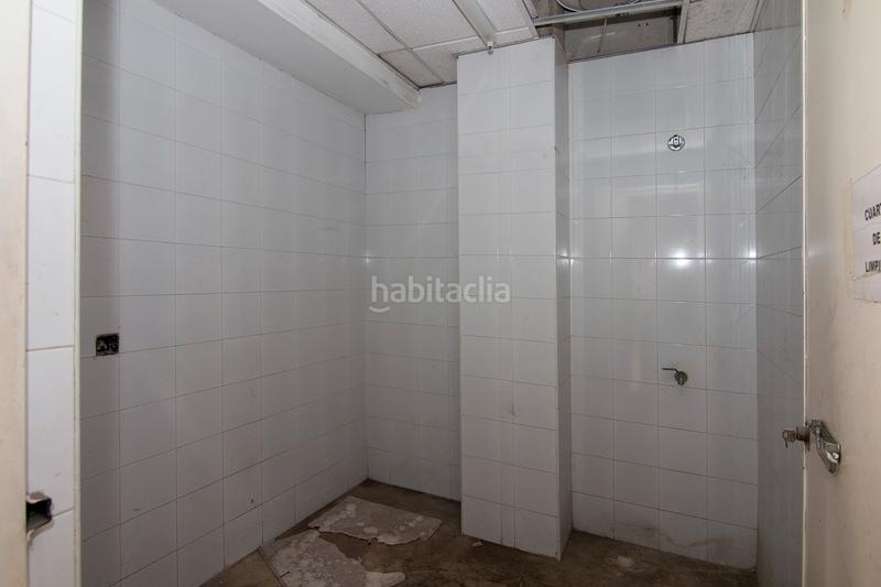 Foto 193e81ca-9c81-4559-84fb-4edab63612fd. Lloguer local comercial a calle halcón 20b a Pajaritos Granada