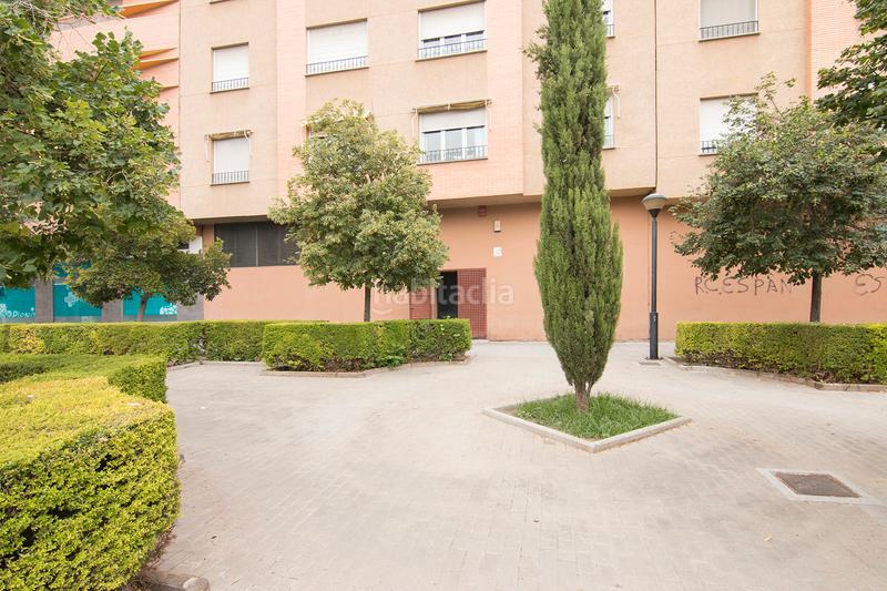 Foto 819e22fa-a466-4eab-a219-0cb47d8210e3. Rent business premise in calle halcón 20b in Pajaritos Granada