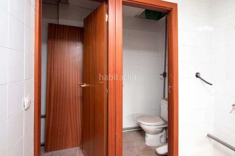 Foto c167a187-473b-4412-b583-67fe88fdf848. Rent business premise in calle halcón 20b in Pajaritos Granada