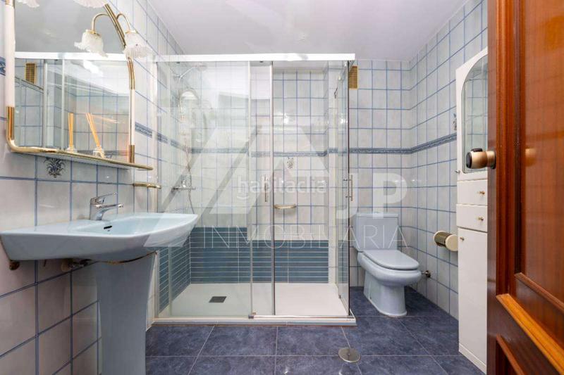 Foto 6c1b83ea-e10a-4e9d-96e0-76d6ec64a56c. Location appartement avec chauffage parking piscine dans Granada