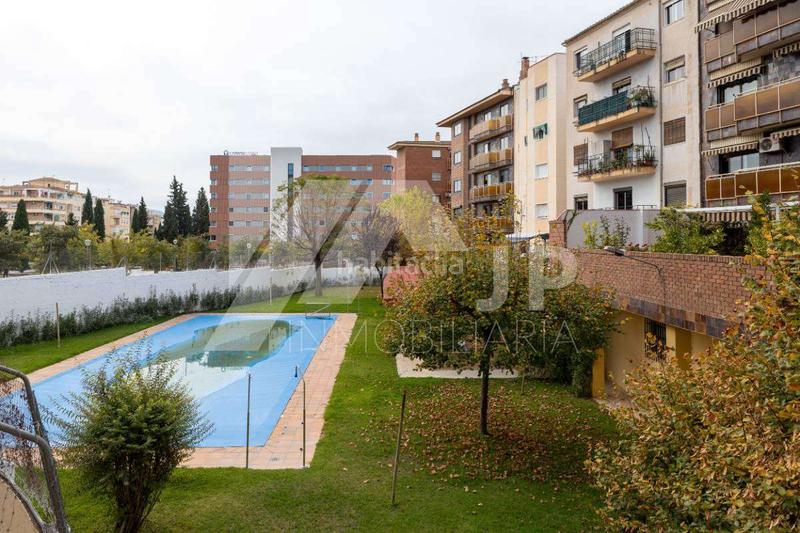 Foto bd921dbc-0c24-40b5-999c-e4245e930e66. Rent flat with heating parking pool in Pajaritos Granada
