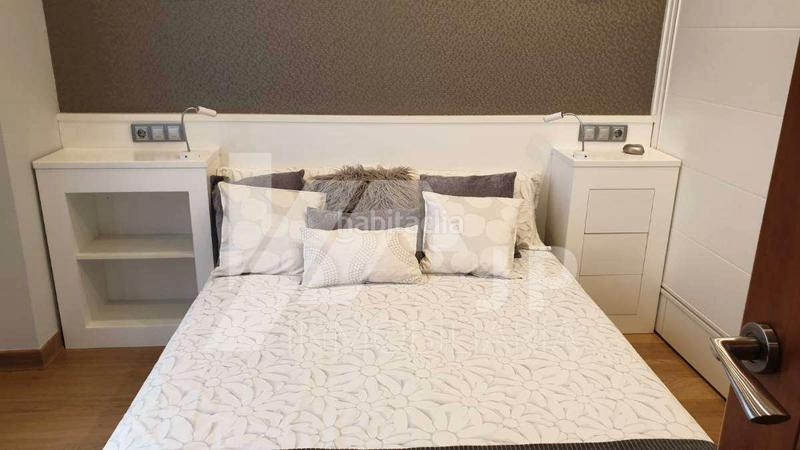 Foto 03bfc30d-3005-43b0-8aeb-2e032df38e78. Alquiler piso precioso piso en alquiler en el centro de la ciudad. en Granada