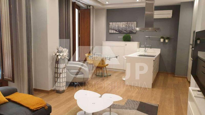 Foto 5b898115-09d5-48e3-b4a2-296d568a8734. Rent flat with heating in San Matías - Realejo Granada