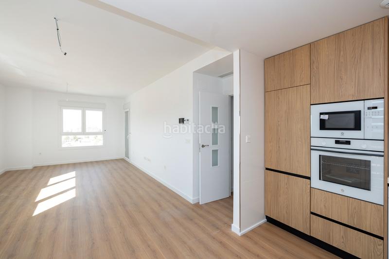 Foto 1d39e89d-b8dc-4b44-ba1d-da07f1bec19a. Location appartement dans calle pampaneira 22 dans Rosaleda - Juventud Granada