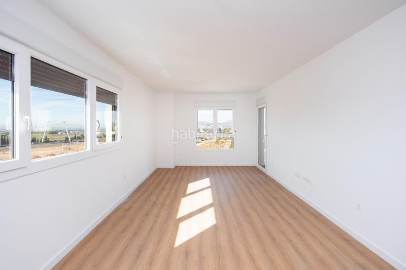 Foto 3f4061ba-e4eb-4c8d-b431-1bdfc60226a4. Location appartement dans calle pampaneira 22 dans Rosaleda - Juventud Granada