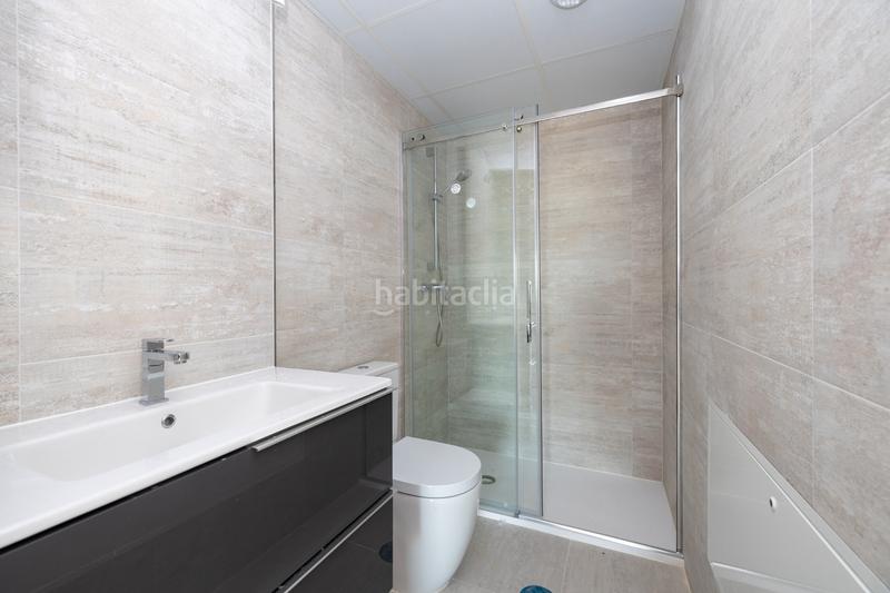 Foto 859c9dfd-2d55-4460-b31c-6c61b61721fa. Location appartement dans calle pampaneira 22 dans Rosaleda - Juventud Granada