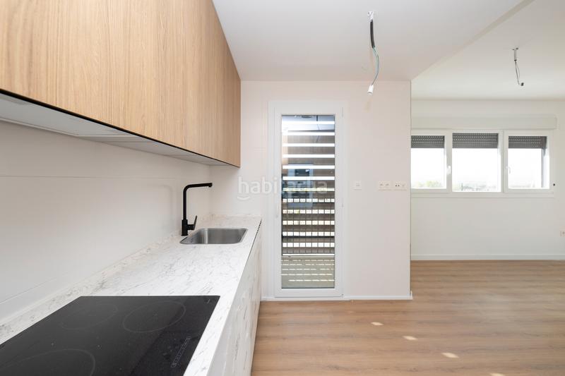 Foto cf37ab6d-57bc-4a48-9035-912e39ab7888. Location appartement dans calle pampaneira 22 dans Rosaleda - Juventud Granada