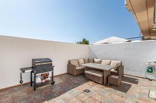 Casa  Calle manuel de falla 10. Ogijares. adosada. 3 dormitorios, 2 baños. terraza