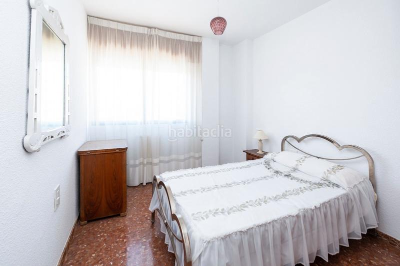 Foto 1e800de1-2c9a-489b-a6ab-5be865324bae. Pis a calle rector marín ocete 8 a Pajaritos Granada