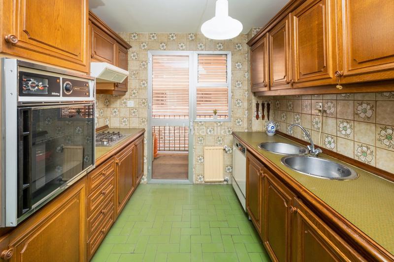 Foto a744471e-714c-4e63-a5a0-a606d9d1b648. Pis a calle rector marín ocete 8 a Pajaritos Granada