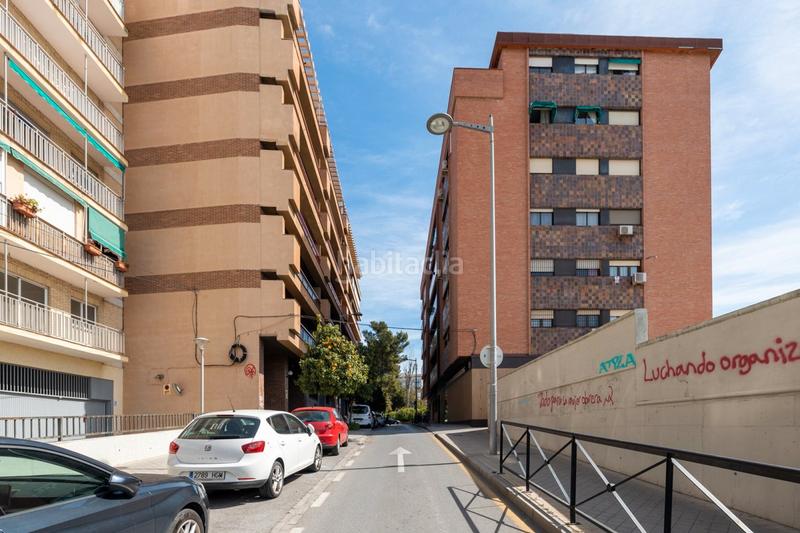 Foto ebbf26eb-d943-42f2-b42d-d3888da58f44. Pis a calle rector marín ocete 8 a Pajaritos Granada