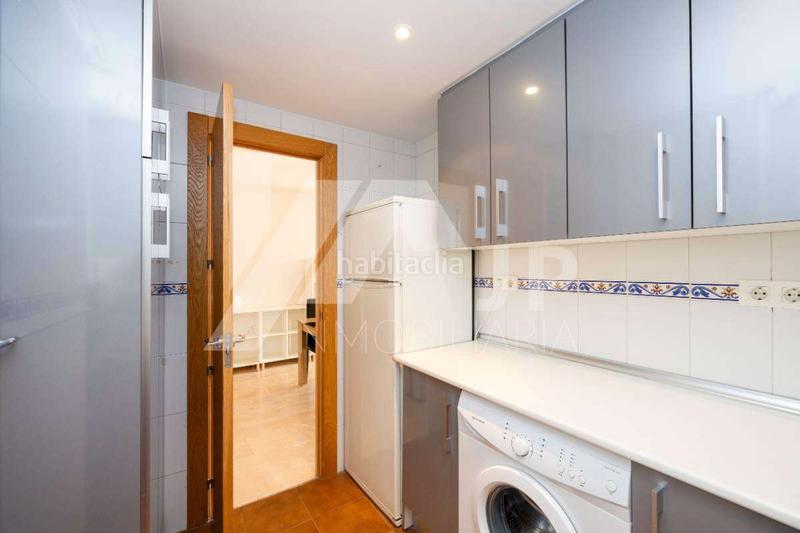 Foto cd3a80c1-1a76-49c1-8409-3609ede8932d. Miete etagenwohnung mit heizung in San Matías - Realejo Granada