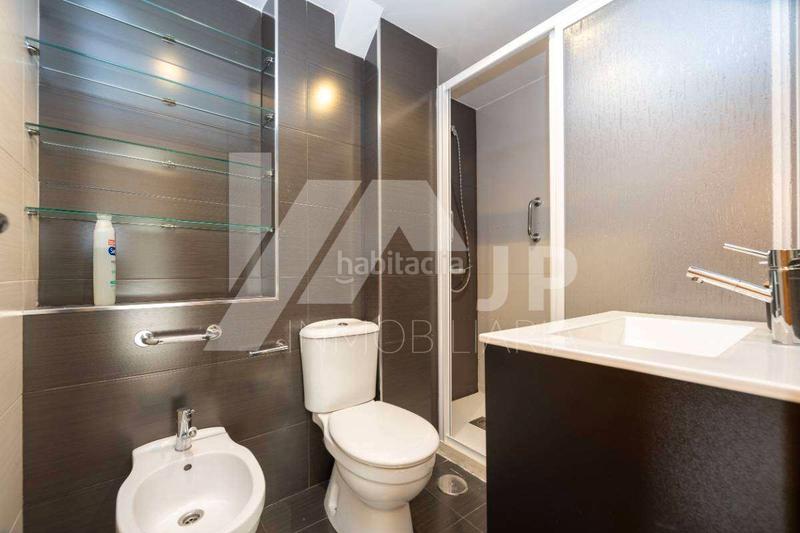 Foto bd2c9657-6639-4b27-a8b6-e10ce31bc9c8. Rent flat with heating in San Matías - Realejo Granada