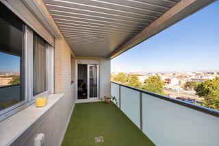 Pis a Plaza Catedrática Asunción Linares 3