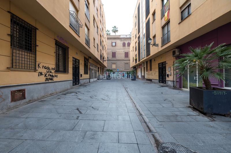 Foto 91a1d89e-63d5-4223-8f3c-738d87b37625. Car parking in calle seminario 2 in Centro - Sagrario Granada