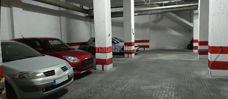 Foto 4f85deaf-549b-49b7-bf3d-dc7e20bea9b0. Location parking voiture dans calle sócrates 58 dans Granada