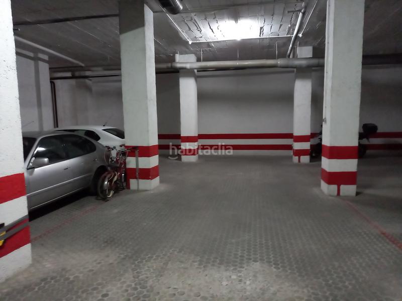 Foto bd1a8f54-9832-48da-a002-0351e64b063a. Location parking voiture dans calle sócrates 58 dans Granada