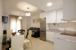 Location Appartement  Calle azhuma. Piso en alquiler en calle alhamar. 2 dormitorios. aire acondicio