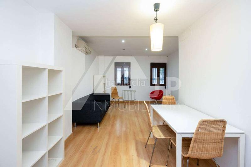 Foto fd0af710-e1af-4b58-9eb6-1ec8888faa8b. Alquiler apartamento precioso apartamento amueblado en alquiler en barrio de realejo, en Granada