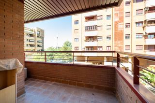 Miete Etagenwohnung in Calle torre de los hidalgos 7. Piso en alquiler junto a nuñez blanca, palacio de deportes