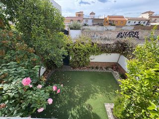 Miete Reihenhaus  Plaza del mexuar 9. Carmenes de gadeo. casa en alquiler. piscina.