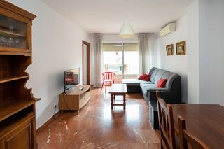 Lloguer Pis  Calle pedro antonio de alarcón 43. Piso en alquiler 4 dormitorios, 2 baños. calefaccion central