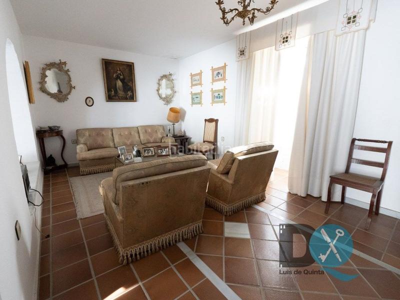 Foto 96fd3d8a-8685-493a-929b-a37d677d75a5. Casa amb piscina a Centro Utrera