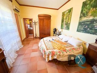 Masia a Molares (Los). Finca con multitud de posibilidades. precio negociable