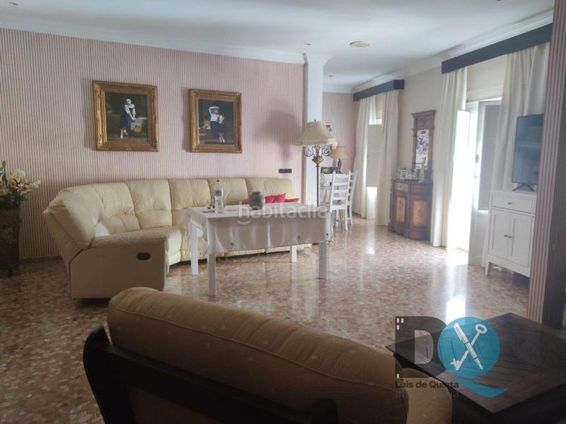 Foto 3dbc5fc9-9027-4823-9b41-4854495ad35c. Casa a Salesianos Utrera