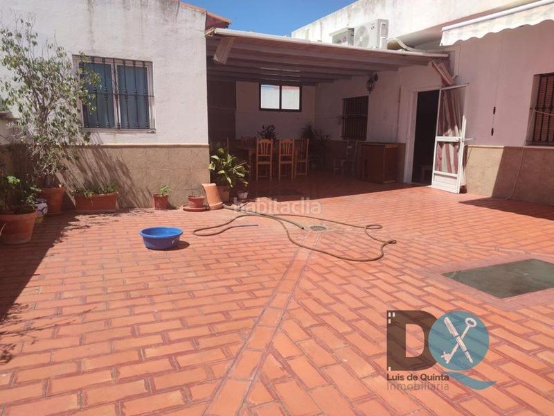Foto ab5205a3-3020-4851-b707-24c05da6d821. Casa a Salesianos Utrera