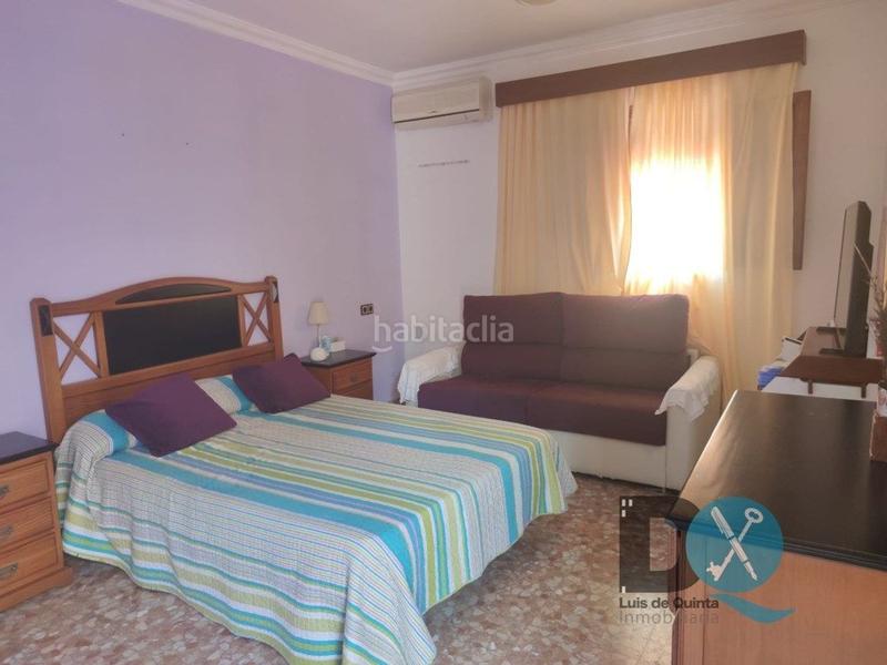 Foto b38febfd-dec8-470e-b5ff-33c6d95d6051. Casa a Salesianos Utrera
