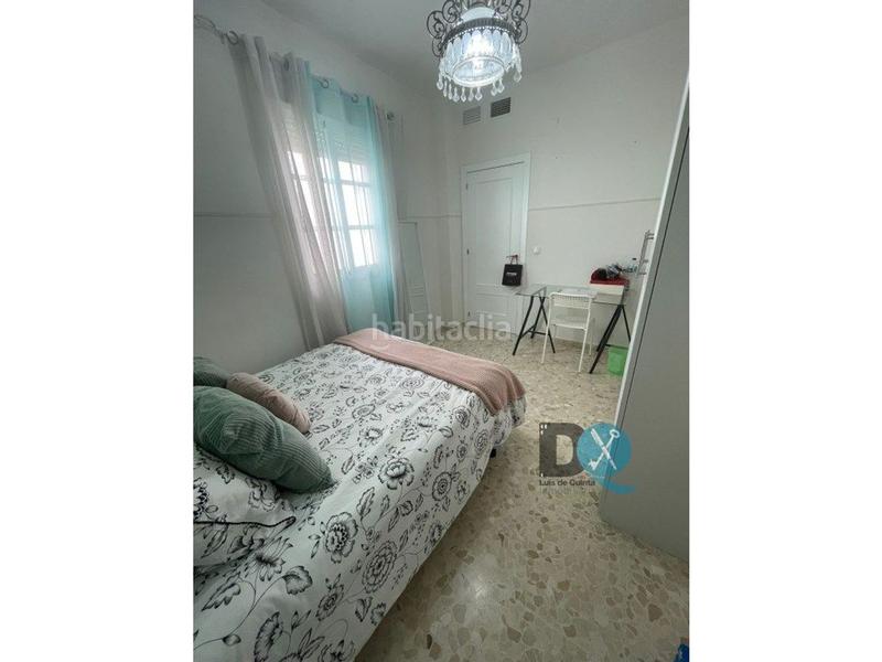 Foto 41a9acd6-4675-488f-8d9e-95ce4a07ca07. Maison avec parking dans Centro Utrera