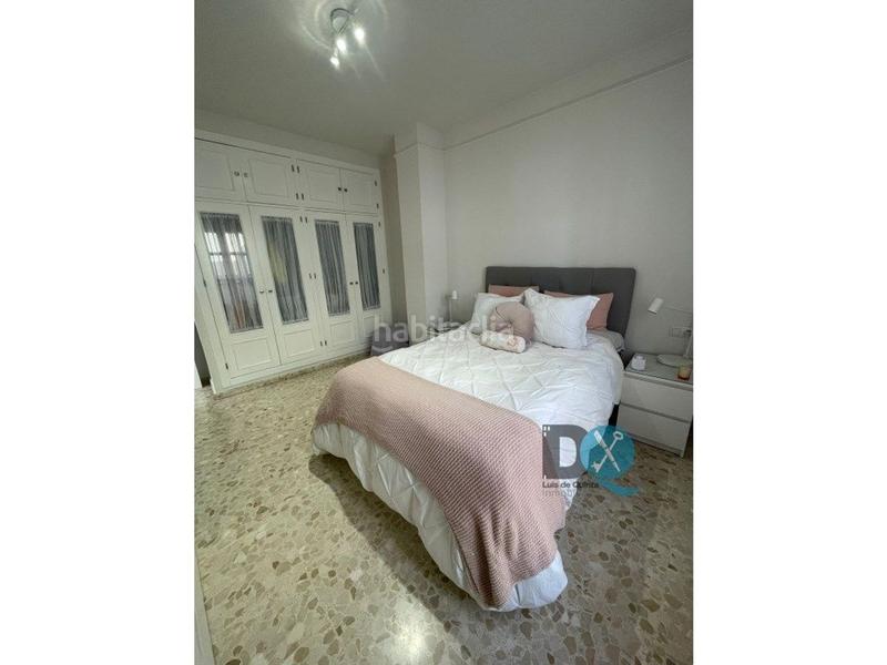 Foto fe6990a1-8a60-40c5-8fc3-71c05185dd78. Maison avec parking dans Centro Utrera