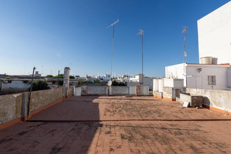 Foto 4520a6ec-12e0-42cf-b953-f0c35bec9f37. Casa  para reformar en vía marciala en Estación - La Fontanilla - El Tinte Utrera