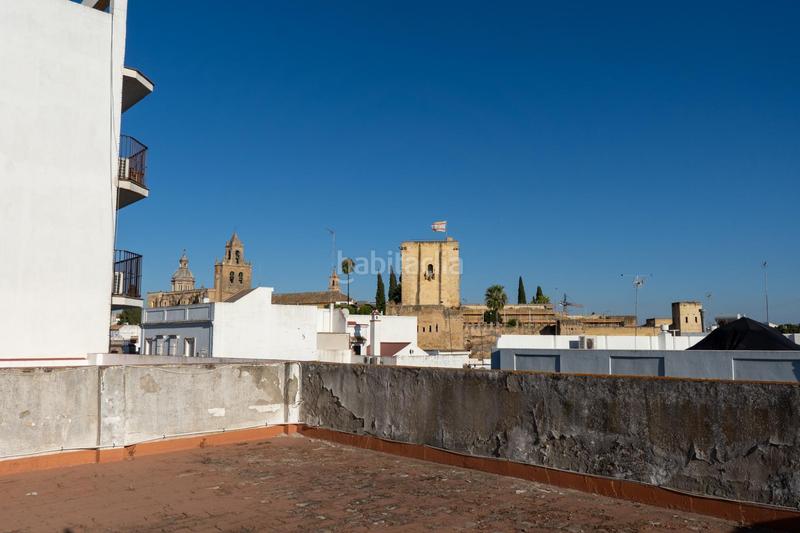 Foto 5d48d0c6-b78b-4359-a069-34254f6a2133. Casa  para reformar en vía marciala en Estación - La Fontanilla - El Tinte Utrera