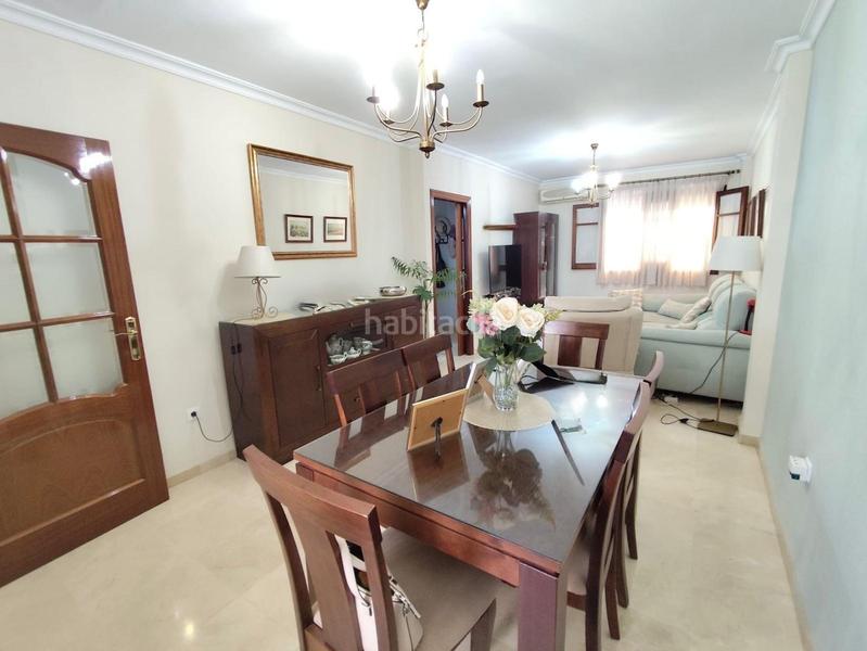 Foto 2babf602-112a-4b84-9c91-834c1180ca9a. Casa adosada vivienda en el barrio de san josé tranquilidad a un paso del centro en Utrera