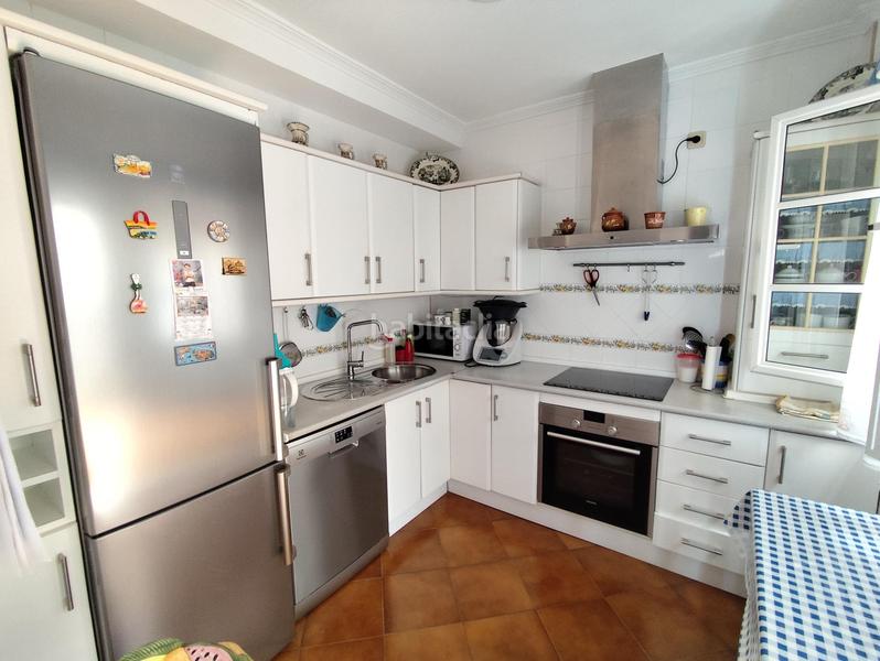 Foto 4fbc6df4-b03b-44cb-8626-432b85573e39. Casa adosada vivienda en el barrio de san josé tranquilidad a un paso del centro en Utrera