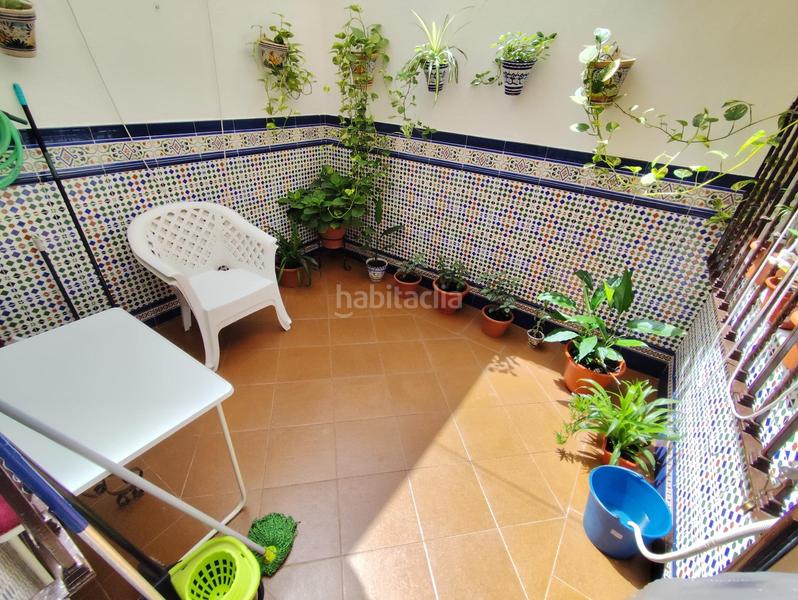 Foto da4de718-698e-4cc3-9e25-a02cb5a6b147. Casa adosada vivienda en el barrio de san josé tranquilidad a un paso del centro en Utrera