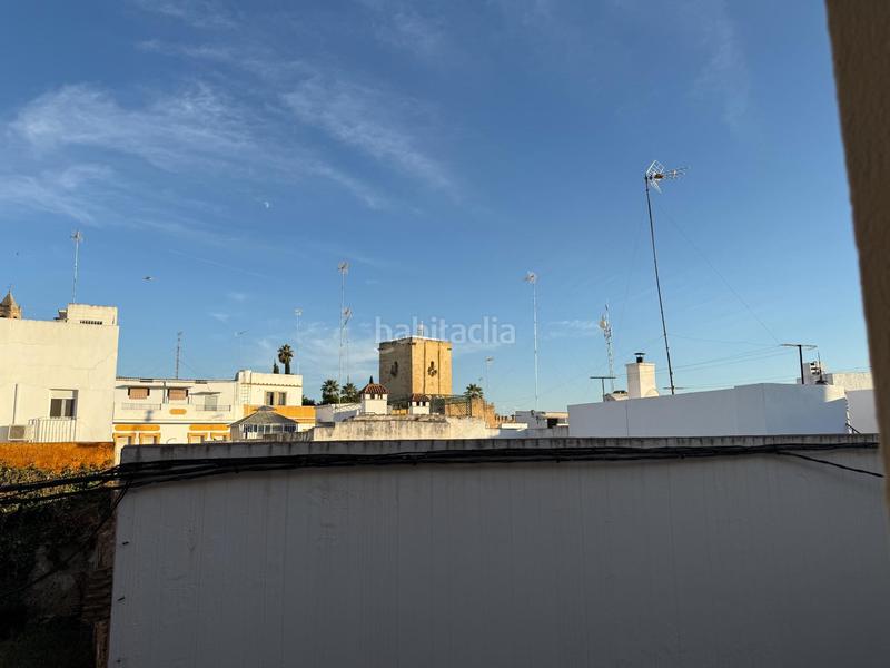 Foto bf4ba517-b212-46e1-a3fc-ef6680be46b3. Piso  en la corredera con vistas al castillo en Utrera