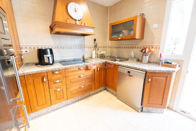 Foto 856521e0-ecc4-4baf-89b4-ed5103fd5242. Casa adossada amb calefacció aparcament a El Junquillo - Vistalegre Utrera