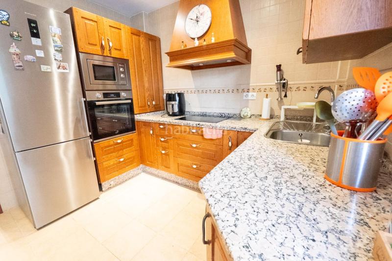 Foto a8fc071f-1152-4cec-bb48-f081f270f891. Casa adossada amb calefacció aparcament a El Junquillo - Vistalegre Utrera